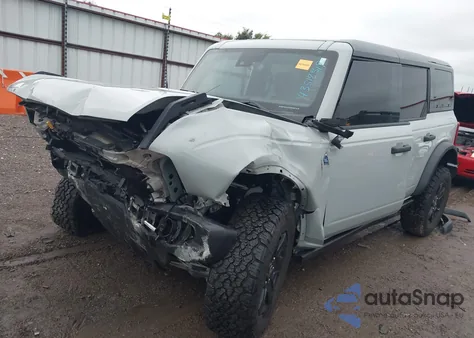 2024 Ford Bronco Black Diamond z USA, uszkodzony, nr VIN 1FMDE1BH4RLB36683